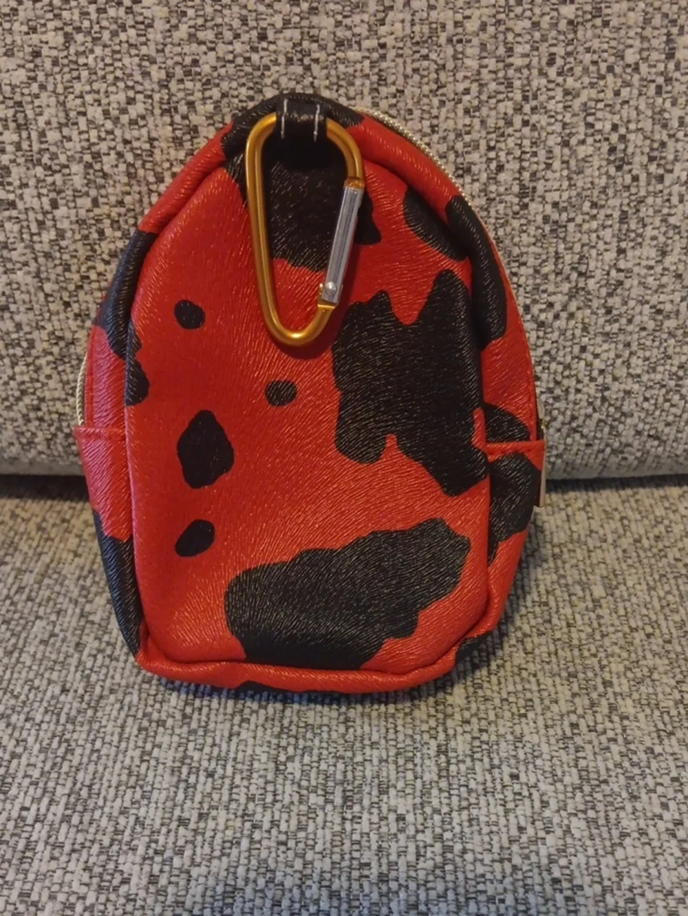 N/A stylish red